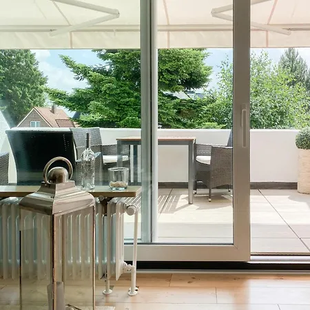 Freibeuter-hoehle * 티멘도르프스트랜드