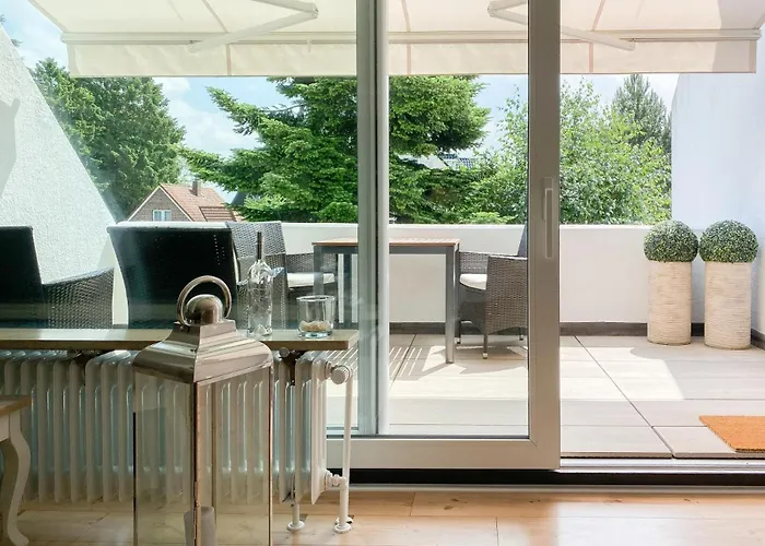 Freibeuter-hoehle * Timmendorfer Strand