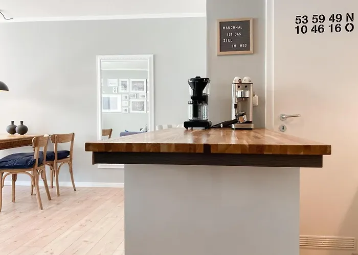 Freibeuter-hoehle * 티멘도르프스트랜드